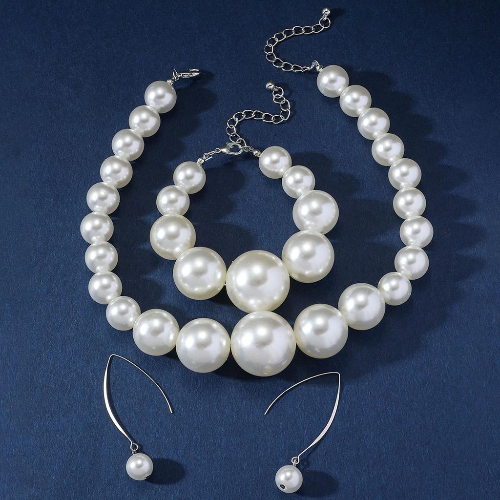 Big Pearl Fashion Pearl Personality Temperament High-end Jewelry Four-piece Manufacturer