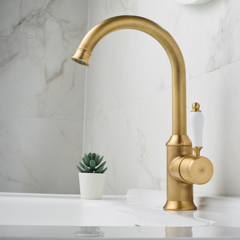 Antique Black Gold European-Style Rotating Copper Faucet with Chrome Plating for Kitchen Sink