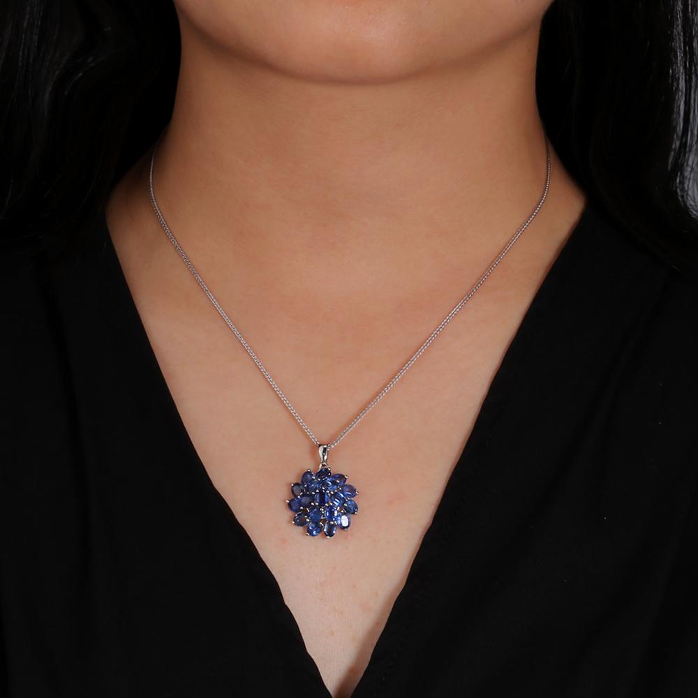 Luxus Natur Blauer Kyanit Edelsteine Anhänger Halskette Blumendesign 925 Silber Echtschmuck für Frauen Jubiläumsfeier Geschenk