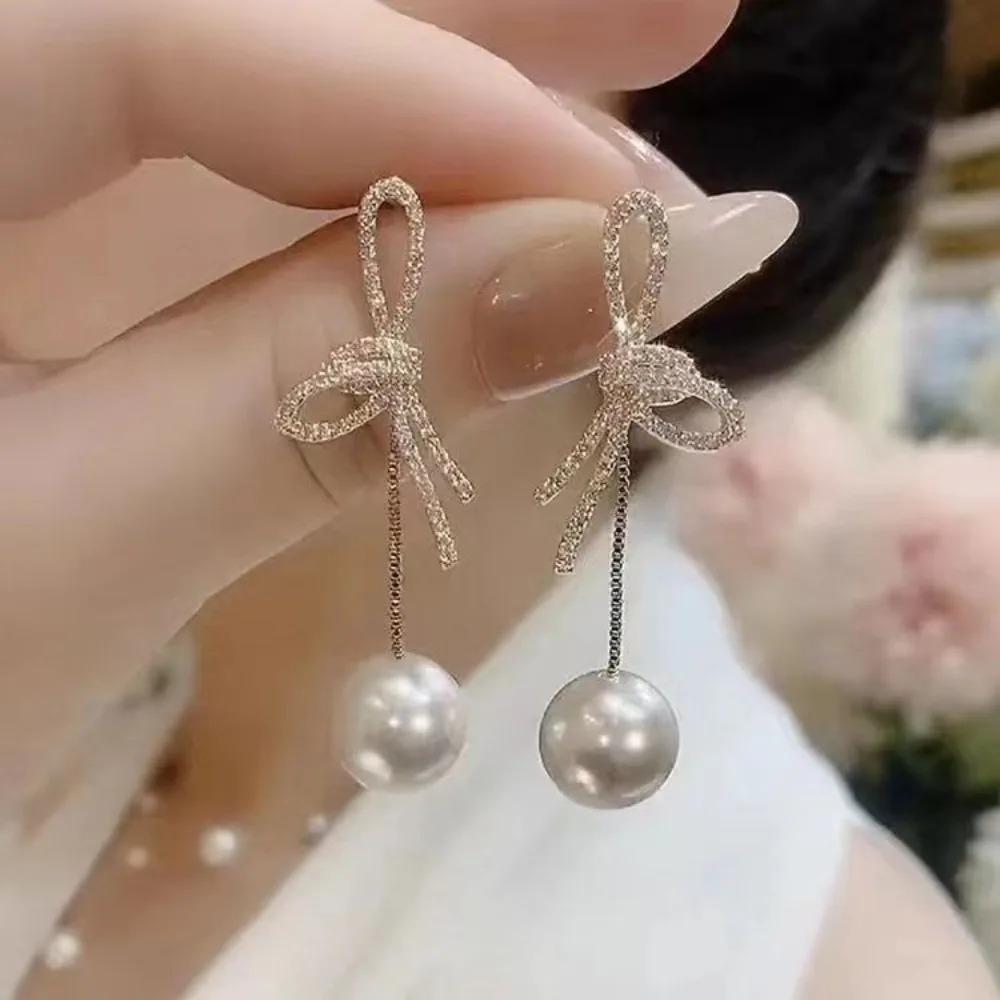 Sweet Temperament Shining Zircon Bow Imitation Pearl Stud Earrings for Women Charm Bride Wedding Engagement Jewelry Accessories