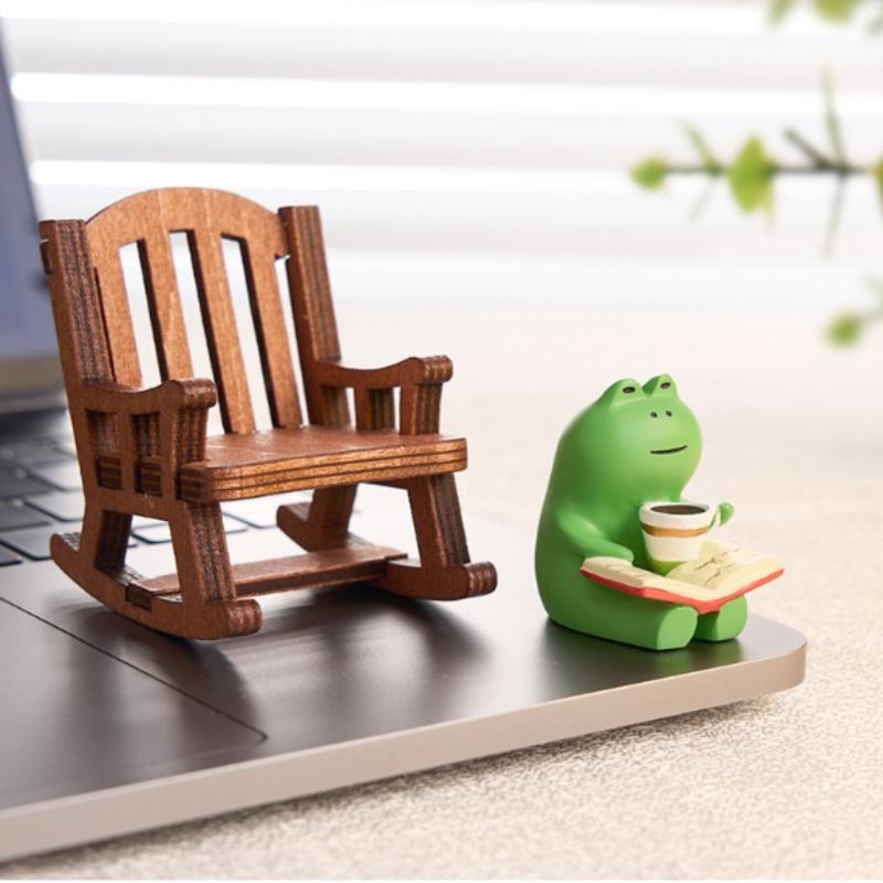 Mini Frog Resin Ornament Japanese Rocking Chair Cute Home Office Room Car Desk Decoration
