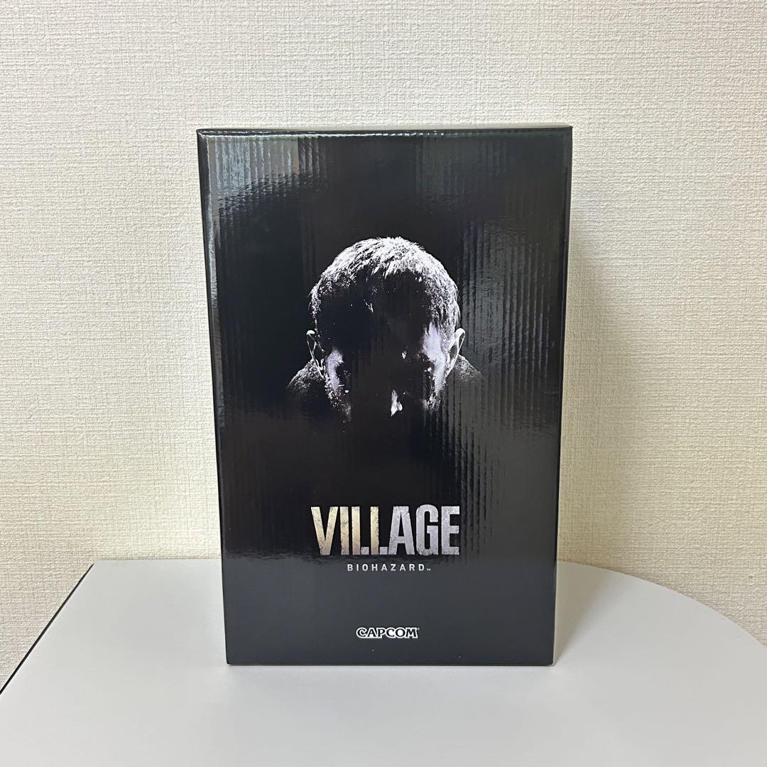 

[Б/У] Фигурка Криса Редфилда из Resident Evil Village