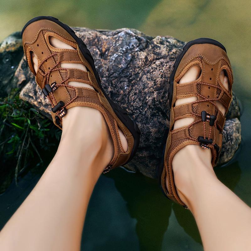 Fashion Summer Casual Male Loafers Summer Luxury Sandals 2024 New Men Breathable Outdoor Beach Shoes Genuine Leather Non-Slip Men Shoe