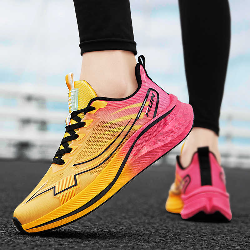 Fashion High Cut High Tops Climbing Shoes Men Summer Hiking Boots Men's Basketball Sport Shoes Sneakers Traning Popular High Tech