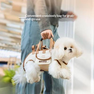 Adjustable Shoulder Handheld Travel Carrier Portable Outdoor Pets Bag for Dogs And Cats with Harness Clip - Daily Hiking Use