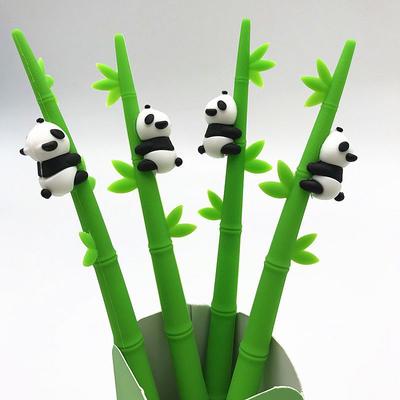 Kreativer Bambus-Riesenpanda-Gelstift, weiches Silikon, schwarzer Wasserstift, Cartoon-süßer, supersüßer Signature-Stift