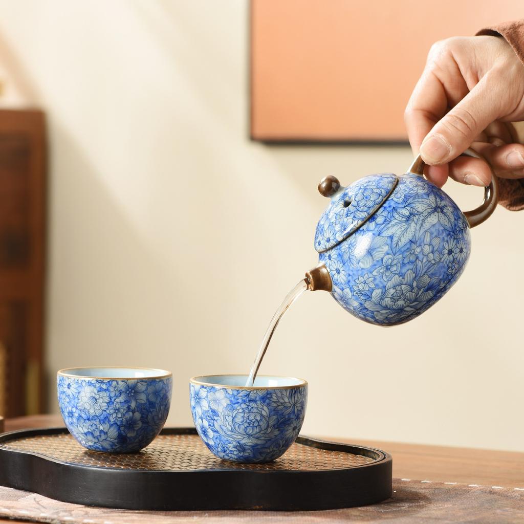 Ru Kiln Travel Tea Set One Pot Four Cups With Gift Box Outdoor Portable Tea Pot Ceramic Business Gifts