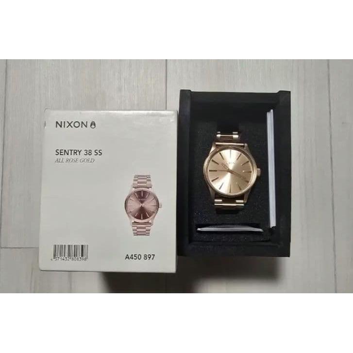 Used NIXON SENTRY 38 SS Gold