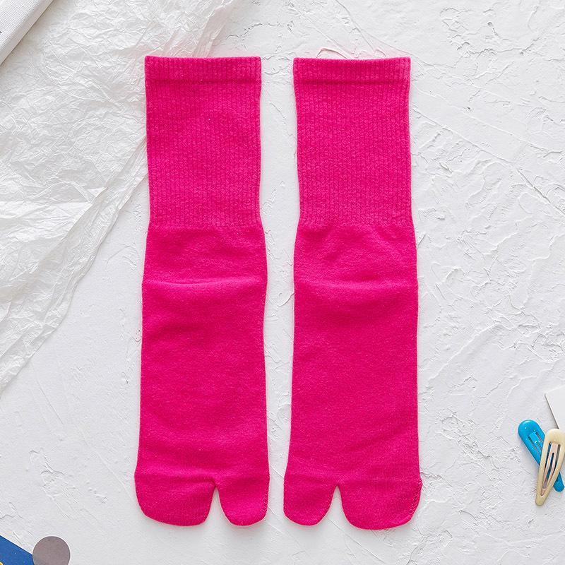 Colorful Cotton Split-Toe Socks: Japanese-Style Mid-Calf Toe Socks for Women, Perfect for All Seasons and Flip-Flops