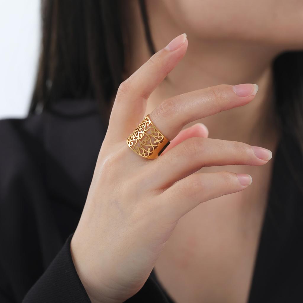 Vintage Filigree Flower Ring Women Open Adjustable Stainless Steel Aesthetic Rings Jewelry Wedding Engagement Gift