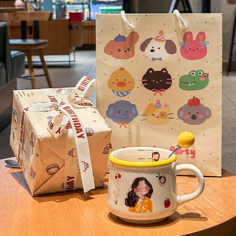A family of four cute ceramic mugs, high-value household drinking cups, children's breakfast, milk cups, birthday gifts
