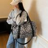 Large Capacity Women's Sports Fitness Bag Leopard Print Design Weekender Overnight Bag Portable Business Travel Bag