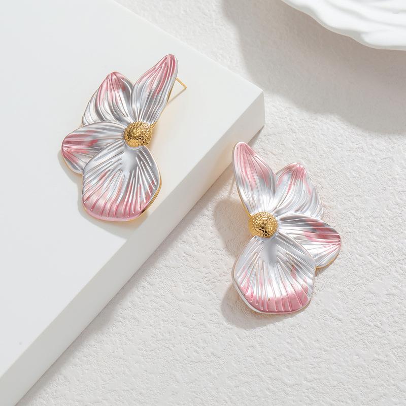 18K Gold 3D Enamel Gradient Flower Earrings: Luxurious Design for the New Year