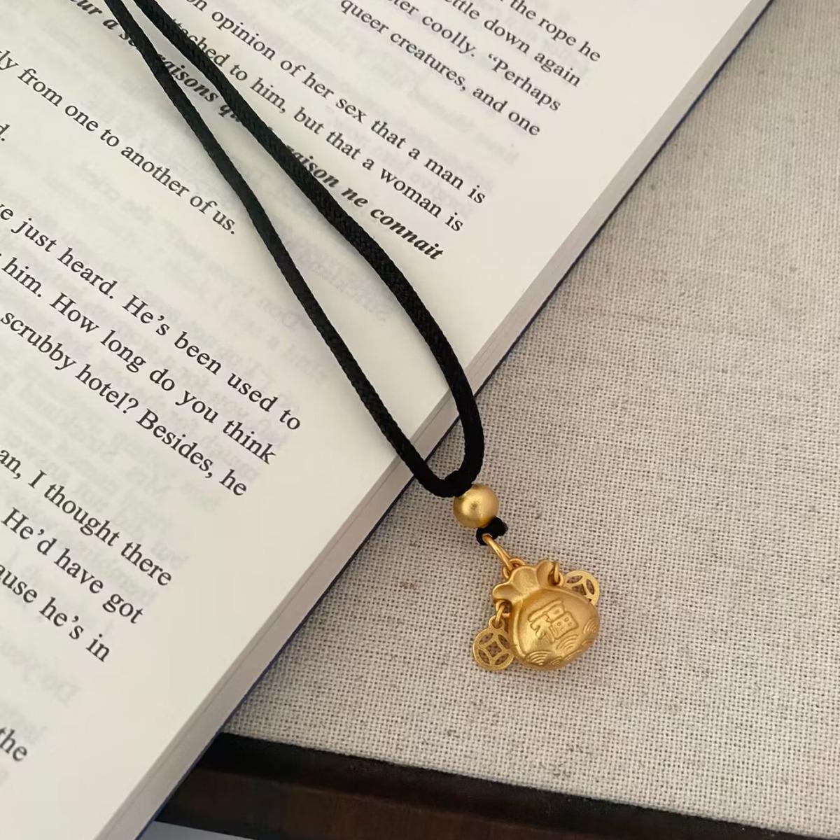 Elegant Black Cord Necklace: Retro Chinese Style Lucky Bag with Clavicle Chain Design