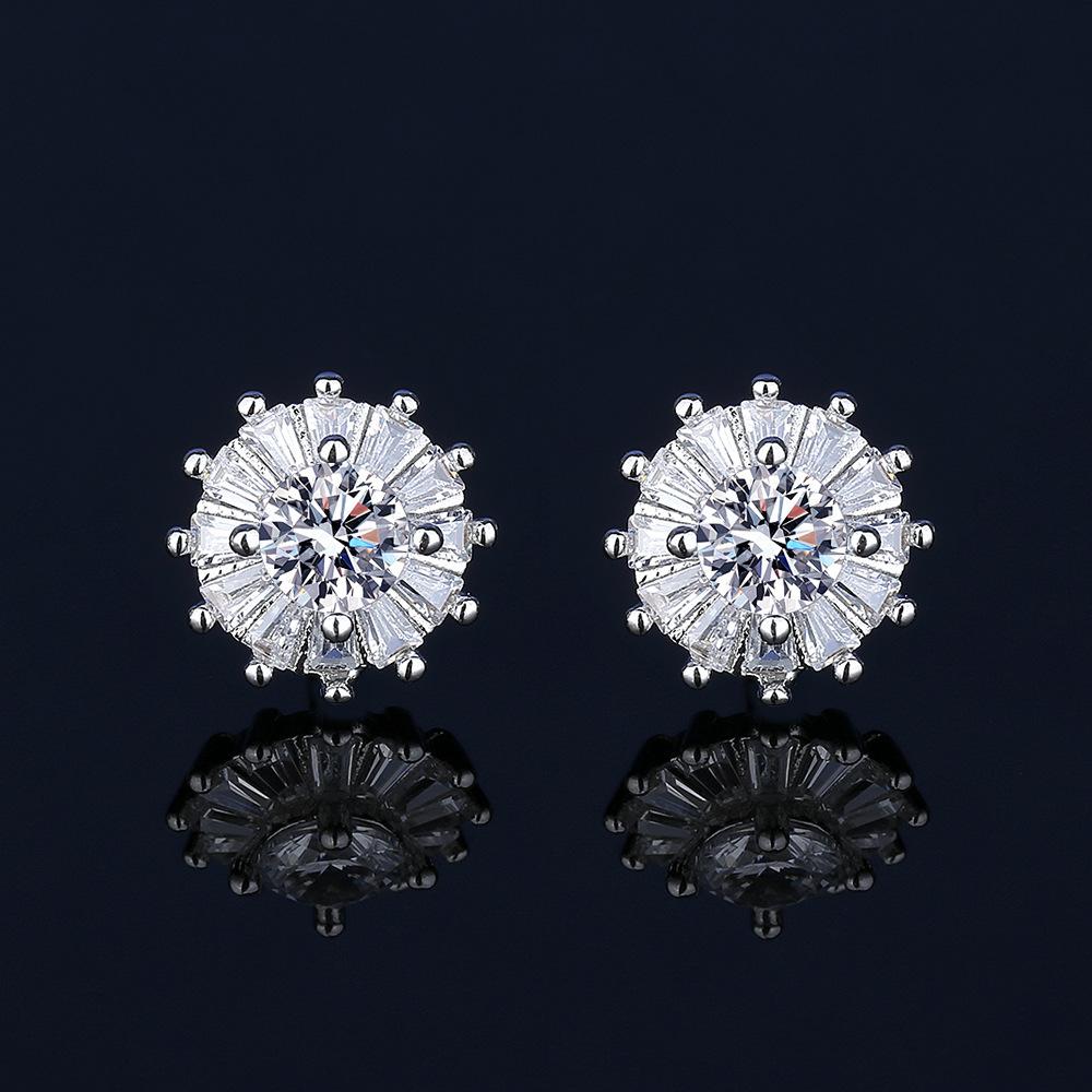 925 Sterling Silver Jewelry Women Fashion Cute Tiny Clear Crystal CZ Stud Earrings Gift for Girls Teens Lady E001