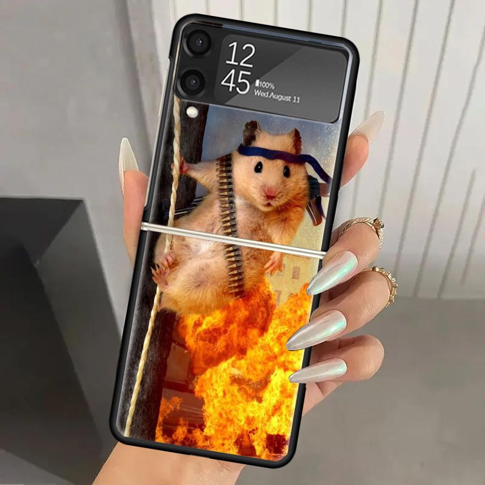 

Cute Lovely Pet Hamster Hard PC Phone Case For Samsung Galaxy Z Flip 6 5 4 3 Black Cover ZFlip6 Flip5 Flip4 5G Foldable Print Ca Samsung Z Flip 3