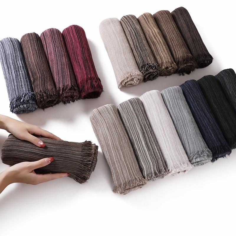 Neuankunft Damen Muslimischer Schal Schals Einfarbiges Kopftuch Wickeltücher Große Größe Einfaches Knitter-Viskose Hijab Islamischer Turban Kopfbänder Foulard