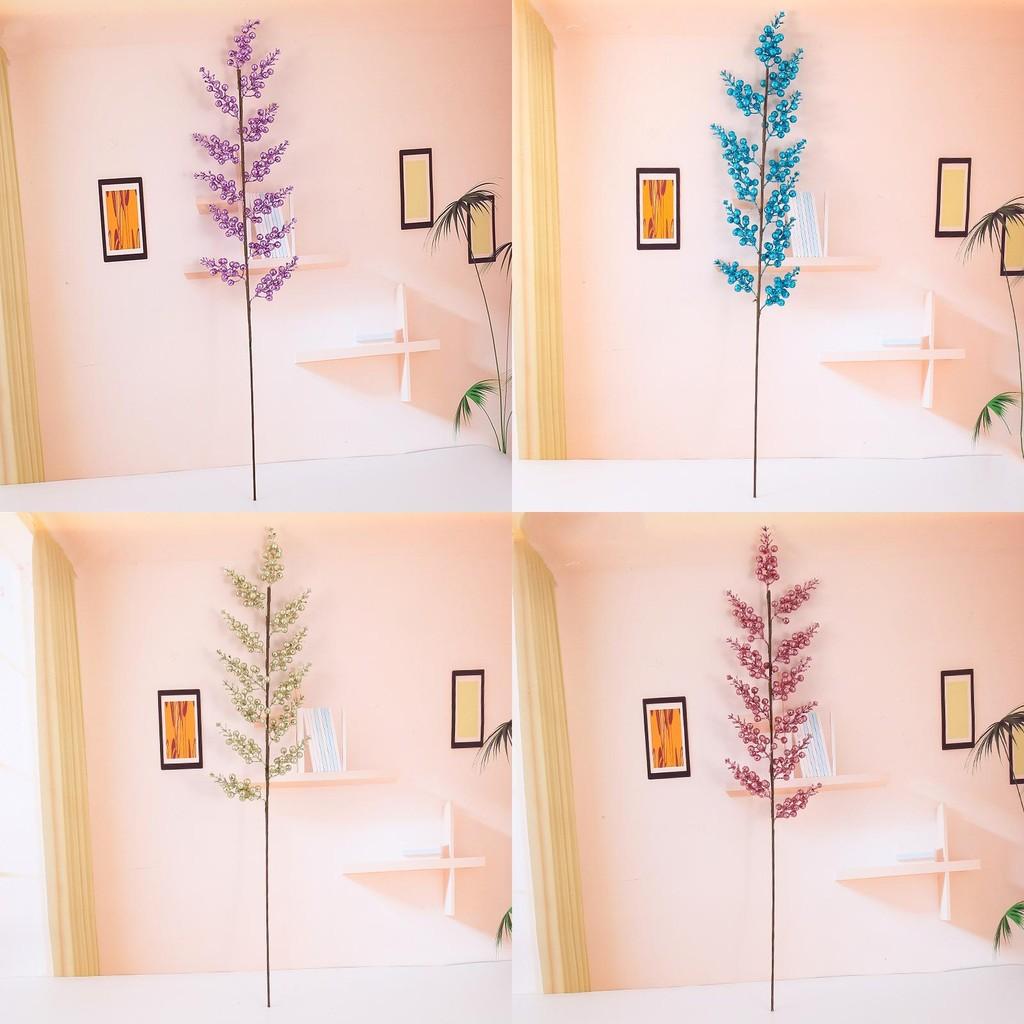 Christmas Berry Faux Flower Decoration With Plastic Material For Festive Home And Party Decor