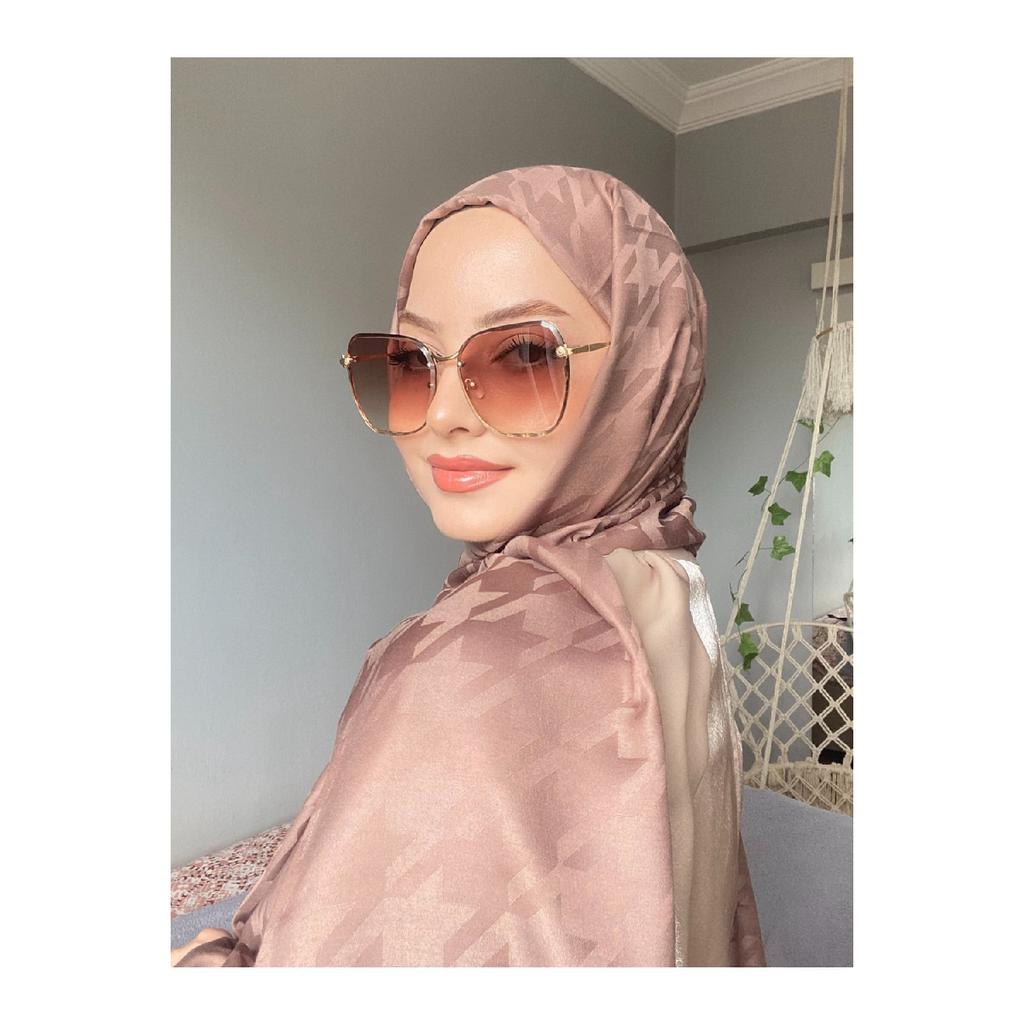 Houndsfoot Patterned Silky Jacquard Shawl