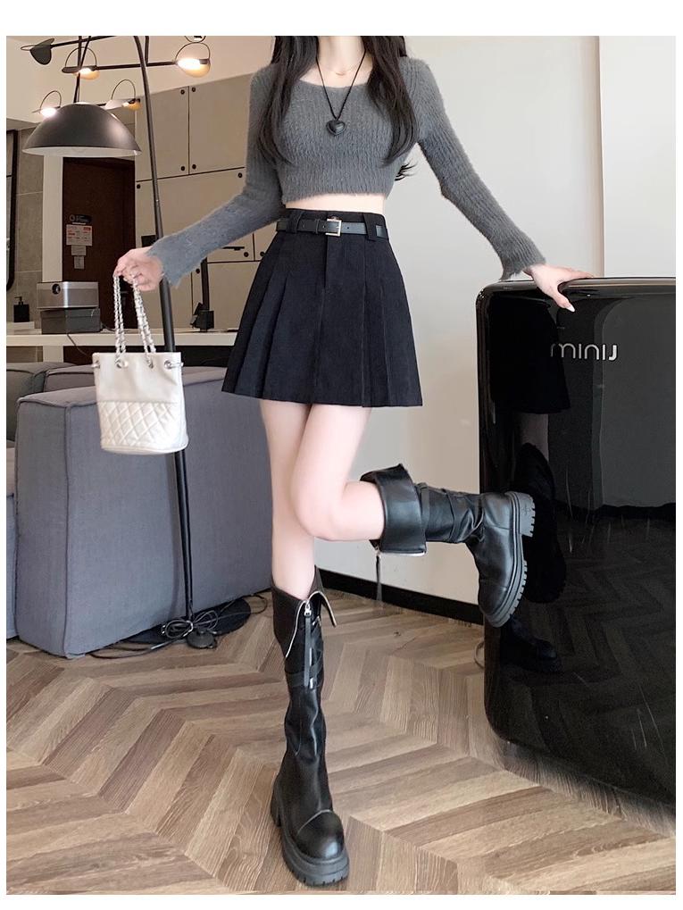 Women's High Waist Khaki Corduroy A-Line Mini Skirt - Petite Slimming Pleated Design for Autumn/Winter 2024