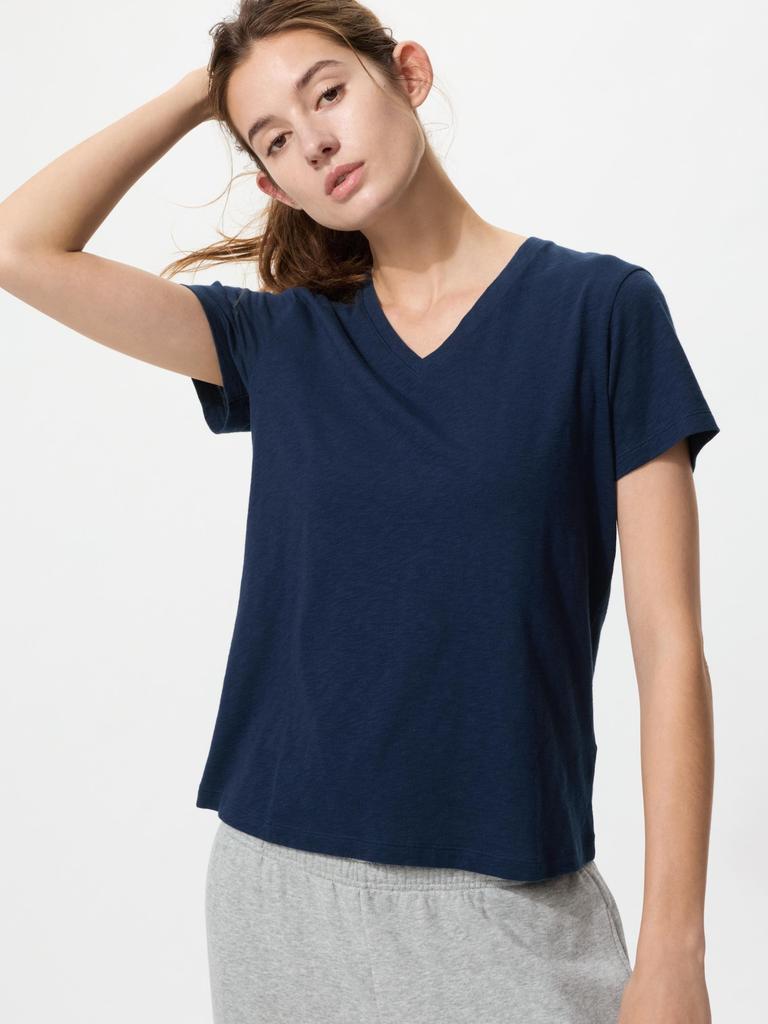Uniqlo Japan Slub CoTTon V Neck T