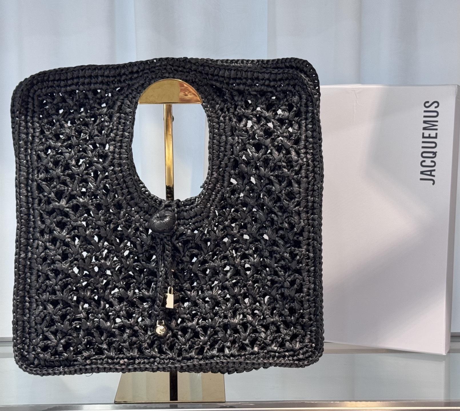 2025 Новая французская Jacquemus Ретро Плетеная сумка из травы Lafite с вырезами Сумка-тоут для отпуска Женская Size: 35X35X11.5cm чёрный
