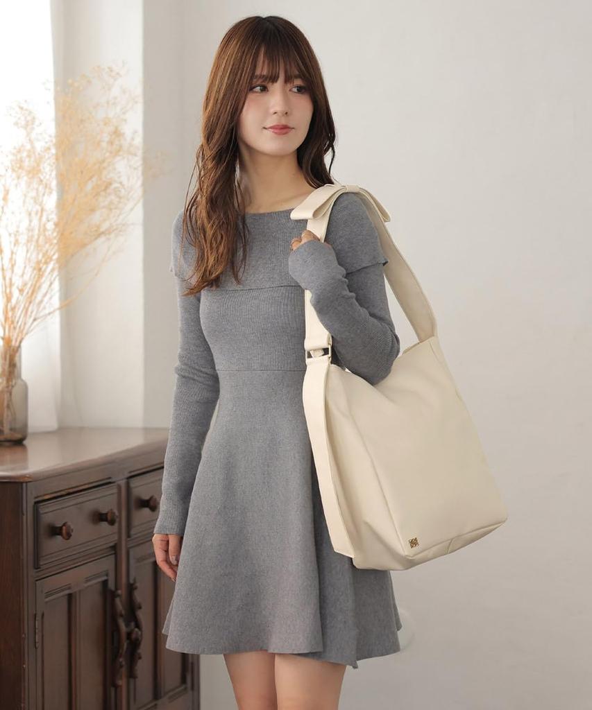 Altro Rose Ivory Tote Bag for Women, Large Tote Bag, 2-Way Shoulder Bag, Large Capacity, Fits A4 Sizes, Cute, Adult, A4 Size, Perfect for Commuting,