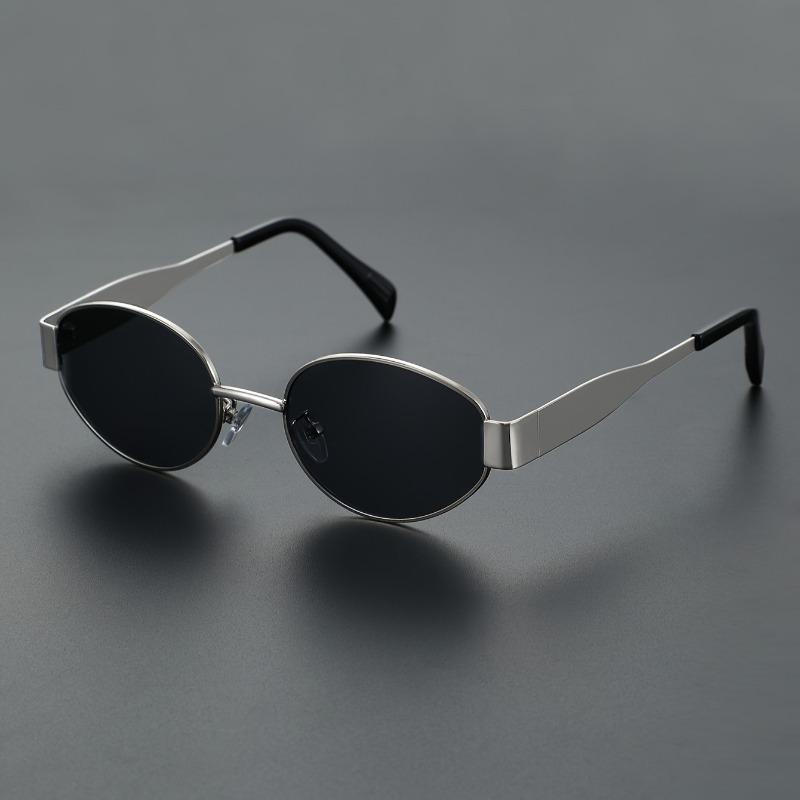 1pc Men's Vintage Inspired Oval Fashion Glasses with Black Lenses and Metal Frame Classic Fashion Accessory for Everyday Wear