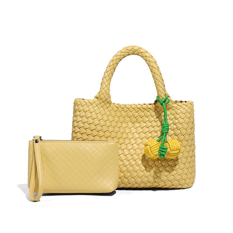 Fashion Woven Handbag Women's New Soft Leather Bag Small Shoulder Messenger Bag Fashion Versatile Hand Carry Small Tote Bag