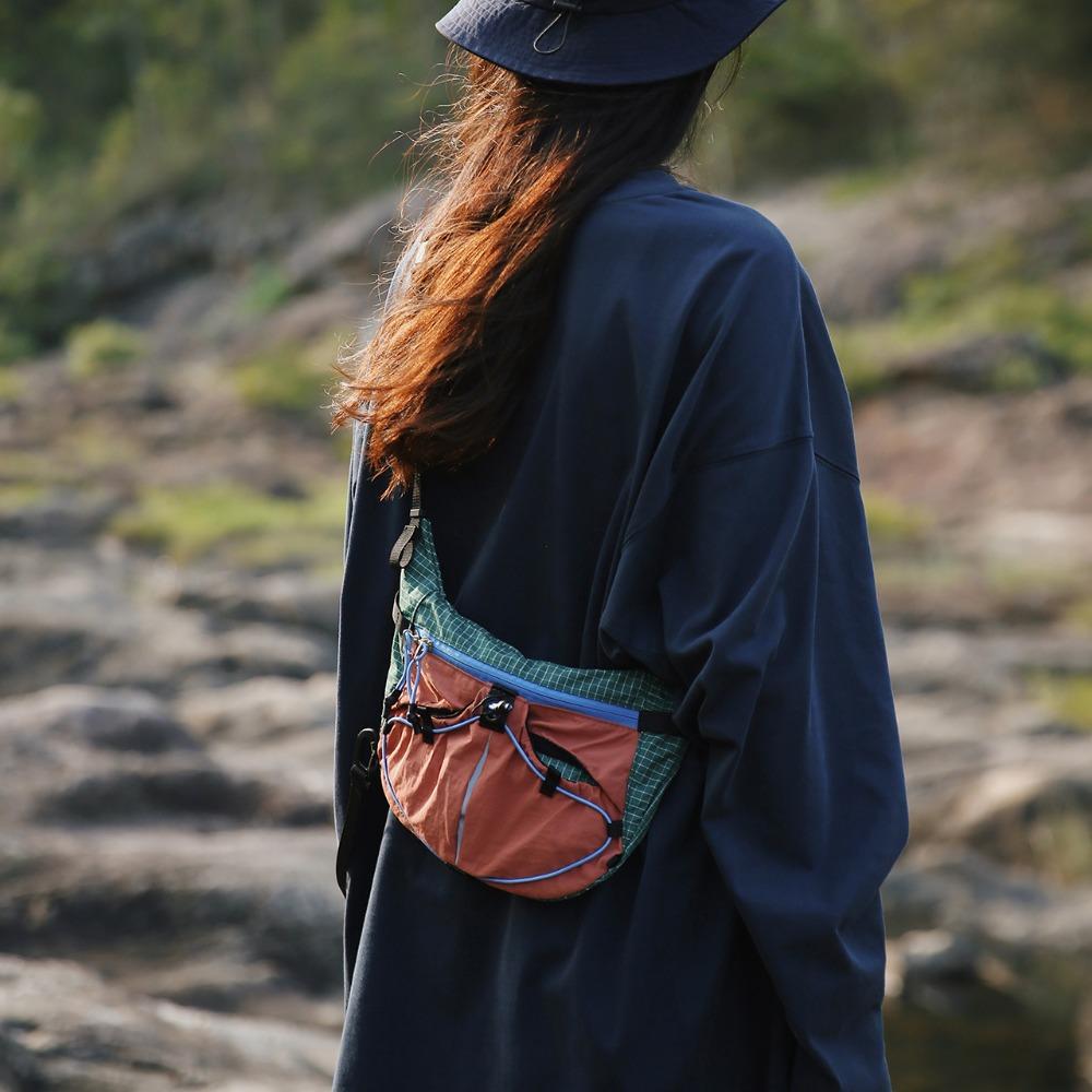 Lightweight Casual Crossbody Sling Bag for Men and Women, Perfect for Outdoor Hiking, Daily City Commuting, Short Trips and