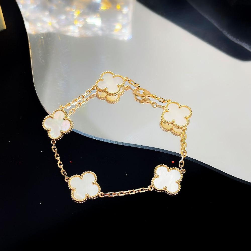 Bracelet Trèfle à Quatre Feuilles Version Haute Cinq Fleurs Calcédoine Violette Naturelle Gravé Laser CNC 18K Ne Se Décolore Pas Bracelet pour Dames