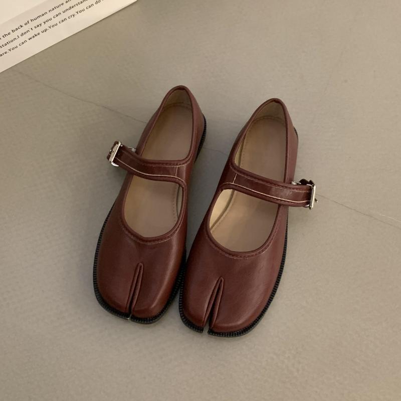 

Fashion Bailamos Women Split Toe Shoes Ladies Square Toe Retro Single Shoes Shallow Mouth Flats Mary Jane Sandals Casual Slip On Shoes 40 красный