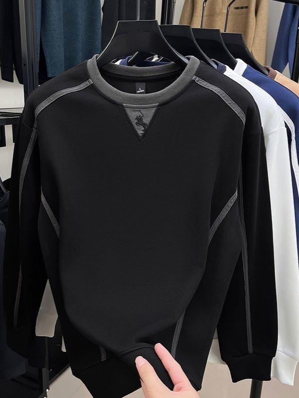 Herren Hoodie mit Farbblock und besticktem Kriegspferd: Europäisches Trendiges Langarmtop