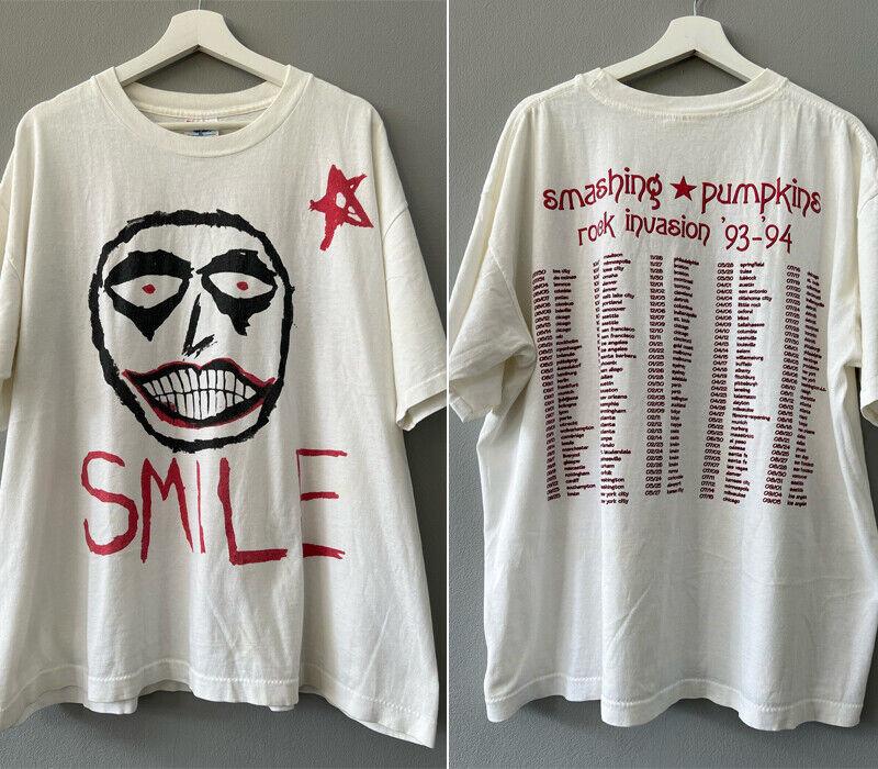

Smashing Pumpkins band Tour 9394 Rock Invasion SMILE T shirt Unisex T-Shirt S