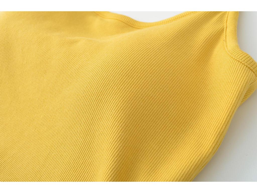 Sexy Spring Sleeveless Camisole: Women's Slimming and Flattering Hot Girl Fashion with Beautiful Back Design