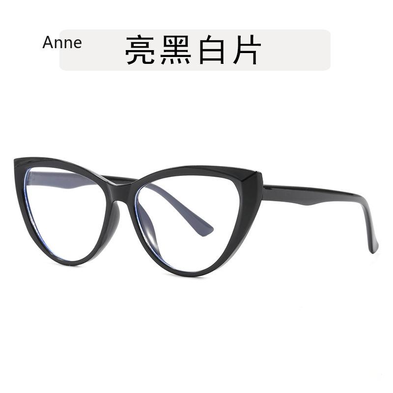 Classic Rivet Luxury  Designer Fashion Vintage Sunglasses Women For Men Sun Glasses Punk Popular Travel Outdoor Shade UV400