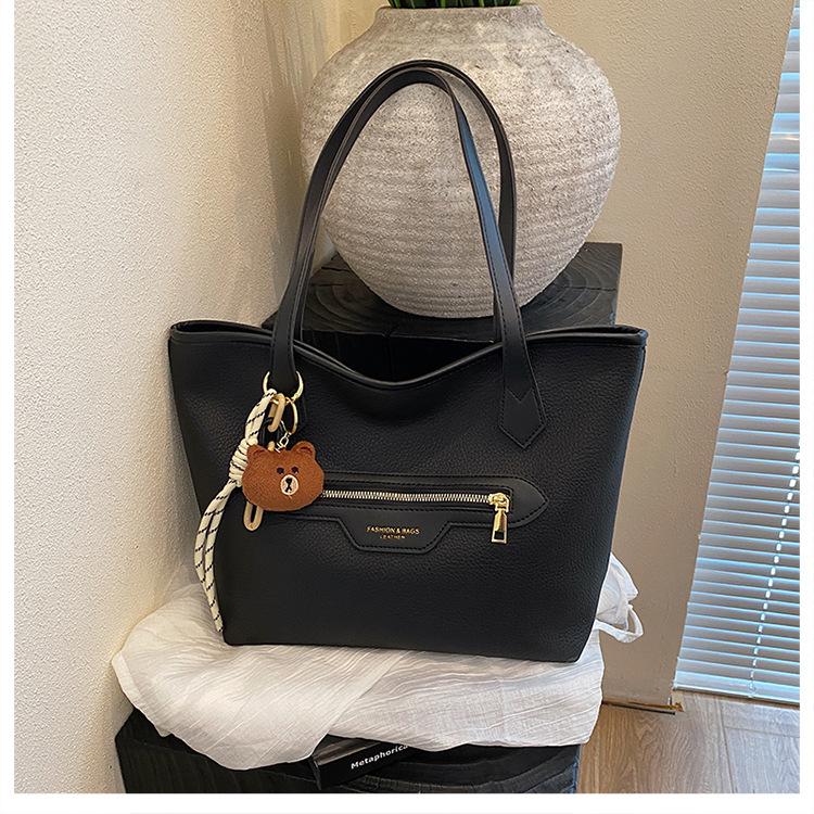 Light Luxury High-end Handbag Women's 2025 New Women's Shoulder Bag Underarm Tote Bag Women's Bag Versatile