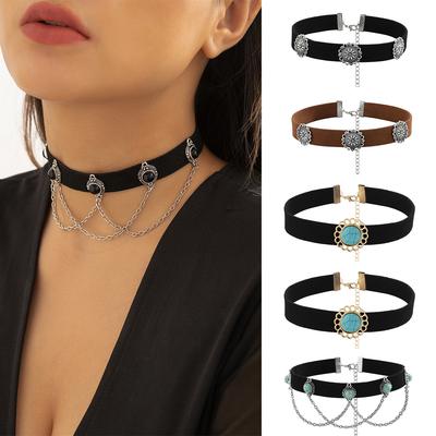 Accessories, Bohemian Vintage Minimalist Choker Necklace, Metal Fringed Flower Plate Turquoise Necklace