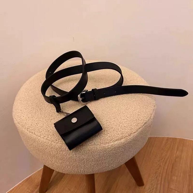 A Versatile Belt Fanny Pack Can Accommodate Headphones 99cm чёрный 780₽