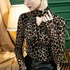 Skjorte med netting med høy hals for kvinner med hul leopardmønster med langermet vår- og høstskjorte