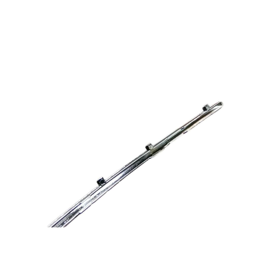 BMW 740 E66 Frontstoßstange Zierleiste Glanzstreifen (Teile 51117135557/51117135558)