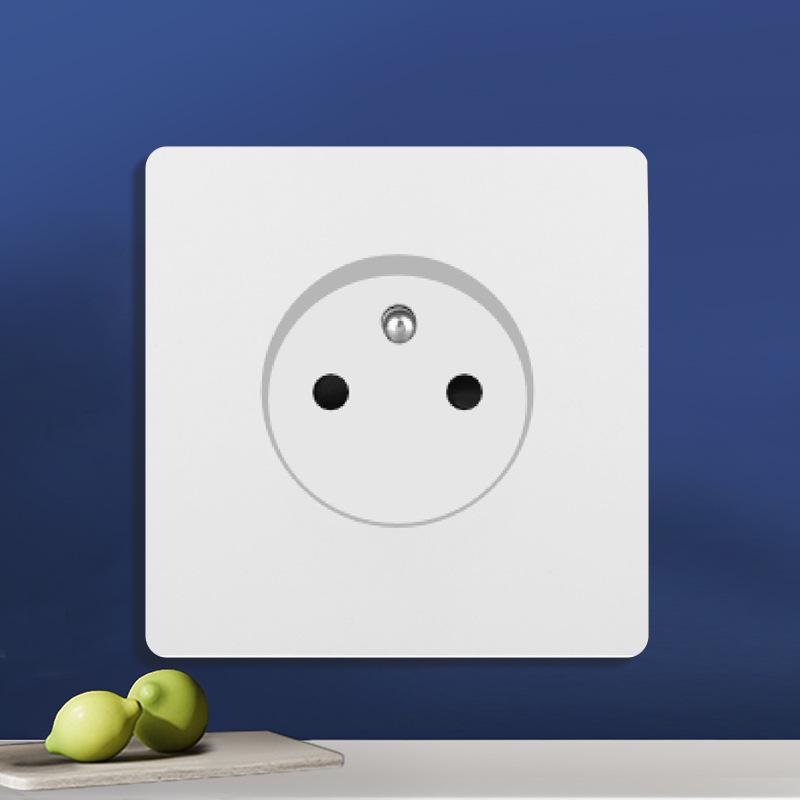 British 13A Multi-Hole Switch & Socket Panel with Type-C Fast Charge for Hong Kong & Macao