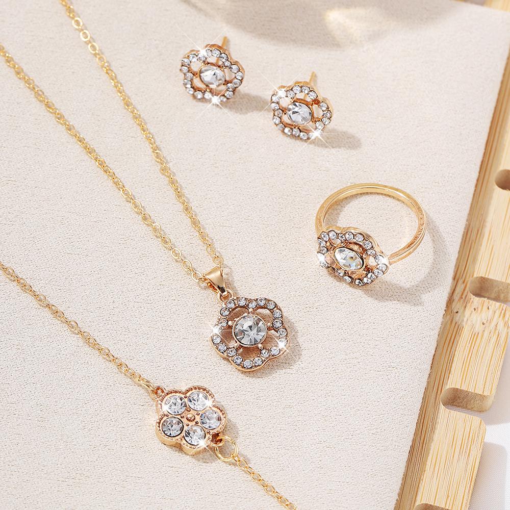 5pcs Women Zircon Set With Fashionable And Elegant Rhinestone Flower Shaped Necklace, Bracelet, Ring, and Earring Accessories,