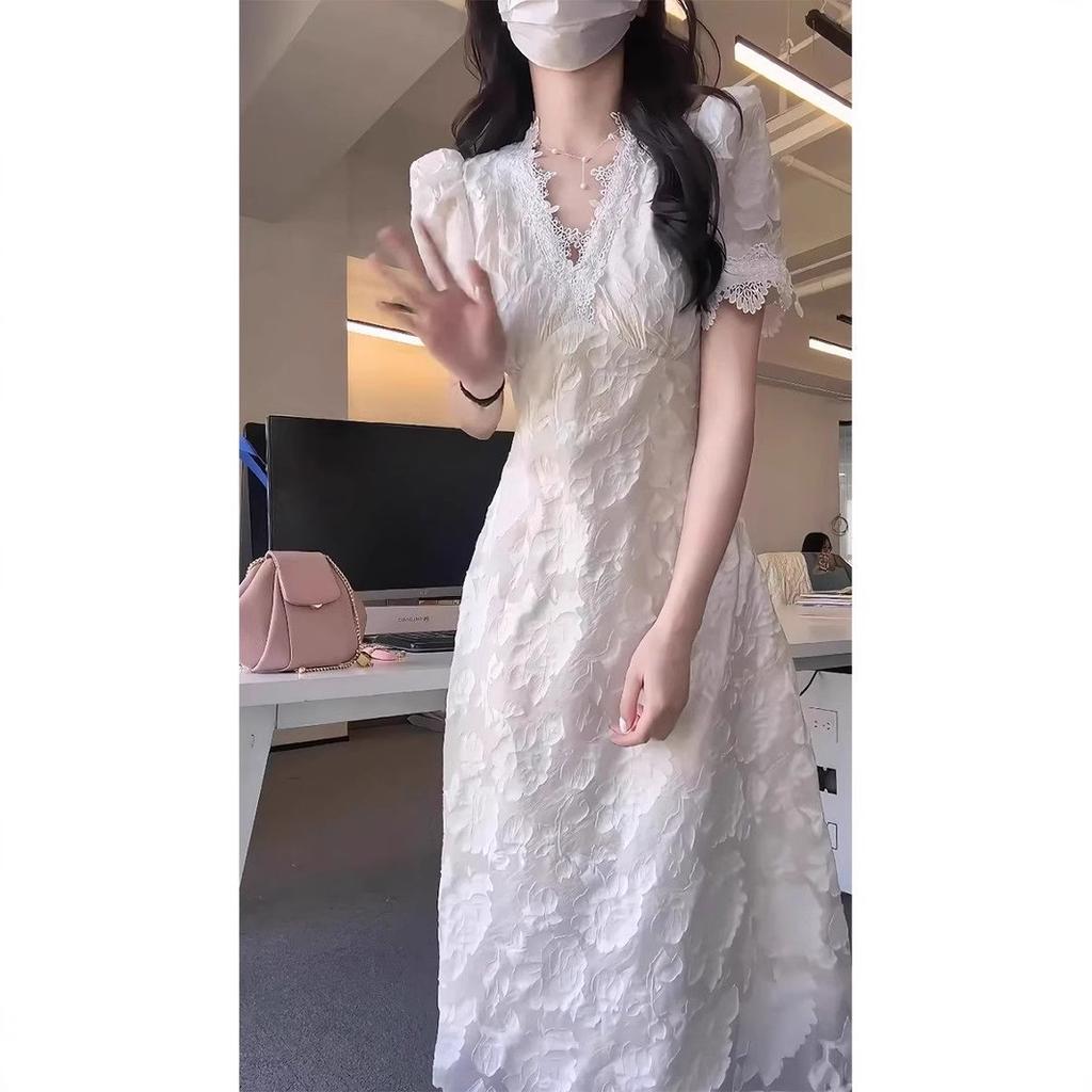 Coffee Break French White Lace V-Neck Bubble Sleeve Dress Summer Female Gentle Wind Fairy Dress Temperament Long Dress