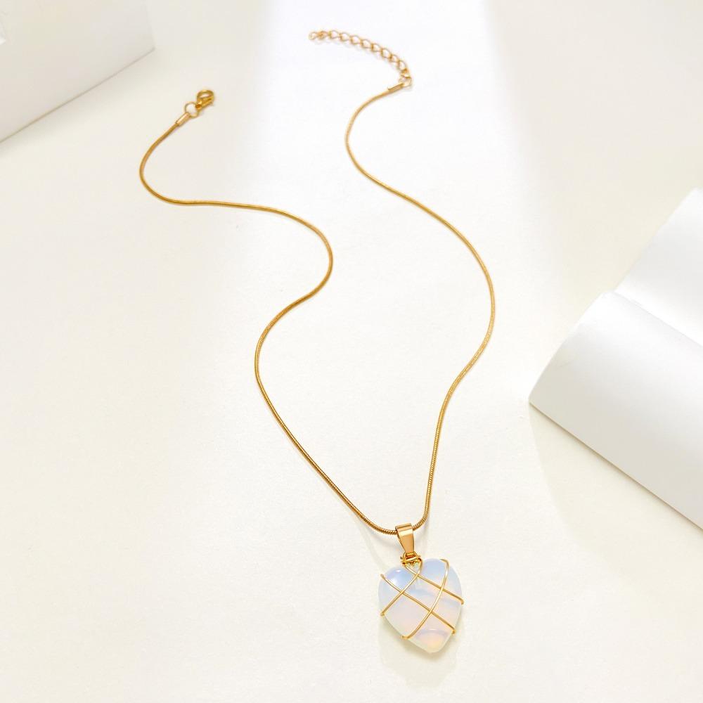 Charm Trendy Necklace for Women Girl Cute Sweet Pink Crystal Opal Heart-shaped Collarbone Chain Jewelry Accessories Party Gift