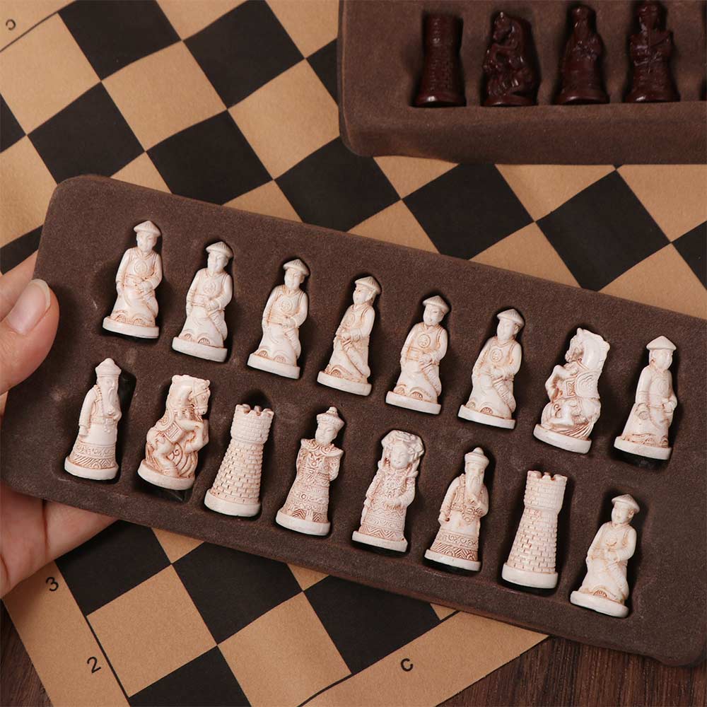 Resin Ancient Chinese Character Chess Set Trumpet Qing Bing Chess Figure Children Girls Boys