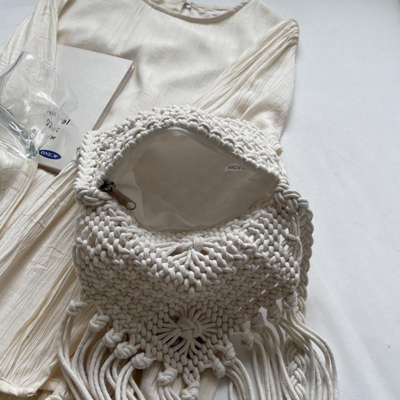 New Straw Floral Decor Bag Bohemian Tassel Beach Bag Women Crochet Fringed Crossbody Ultralight Shoulder Bag