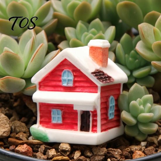Miniature House Ornament Christmas Figurine, Resin Snow Village Statue, Tiny Winter Home Decor for Fairy Garden, Moss Landscape, Potted Plant