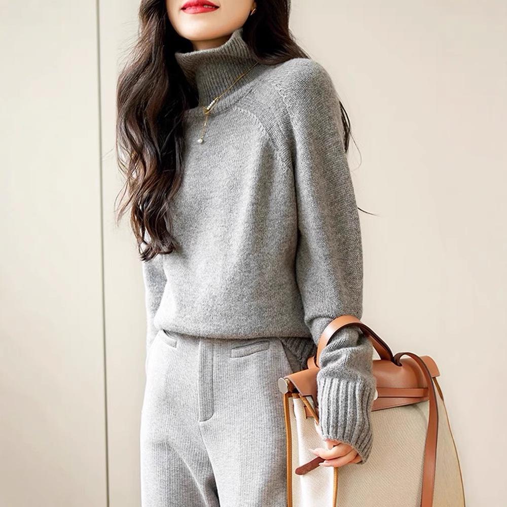 

Chic High-Neck Wool Sweater - Women s Autumn/Winter Loose Fit M мигдалевий/бежевий