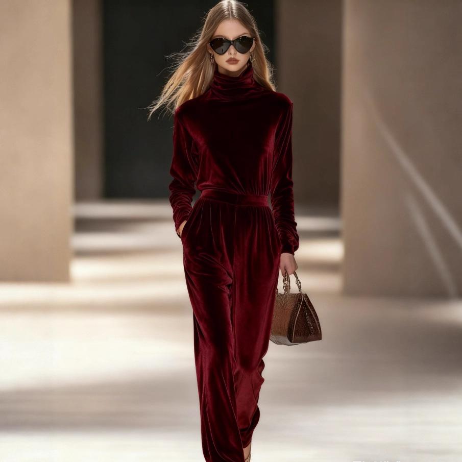 Ladies' Autumn and Winter Velvet Fashion Solid Color Leisure Set